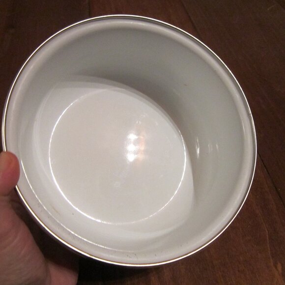 Vintage Pink and Purple Floral Enamel Bowl, White/ Silvertone Farmhouse Chic - Picture 5 of 14